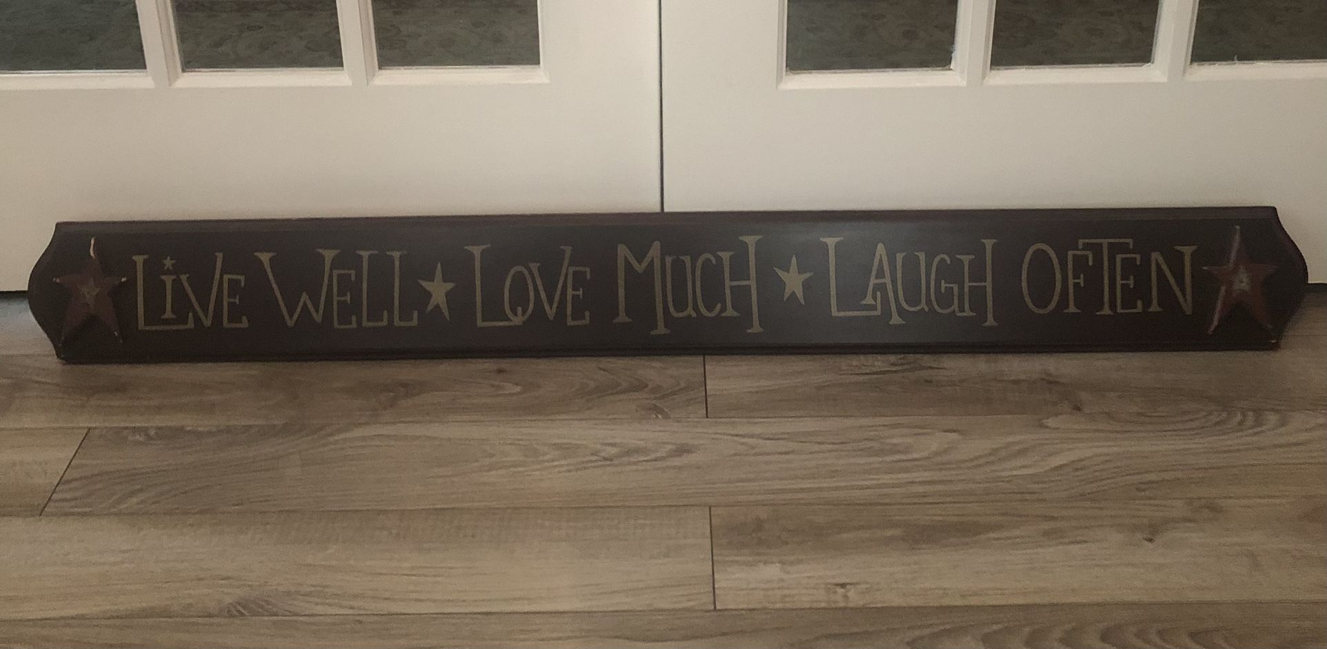 Live Well, Laugh Often Home Decor Sign.