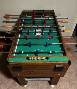 Foosball table (best offer)