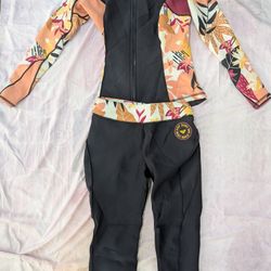 Roxy Women’s Surf Suit Set (Top + Bottom) – Size S (No Tag)