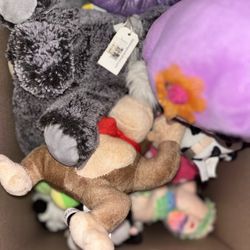 Stuffed Animals ( LOOK AT DESCRIPTION )