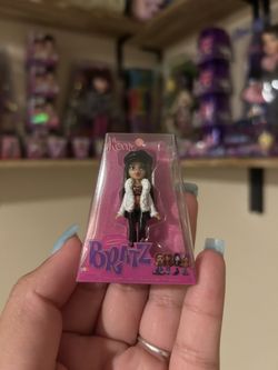 Nevra Mini Bratz Collectibles 