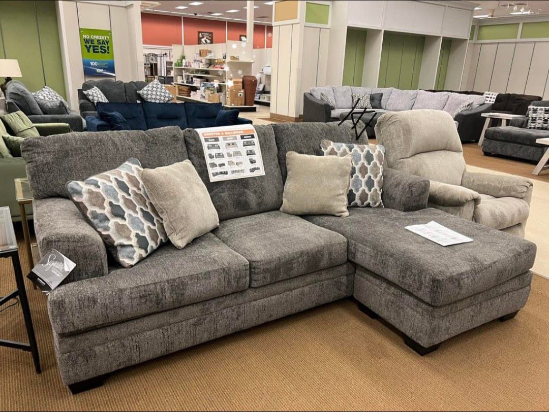 Stonemeade Sofa Chaise
Ashley Furniture$10 Down Payment And Financing Available