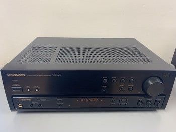 Pionner Receiver VSX-405 Free DJ Garage Speakers and CD Player