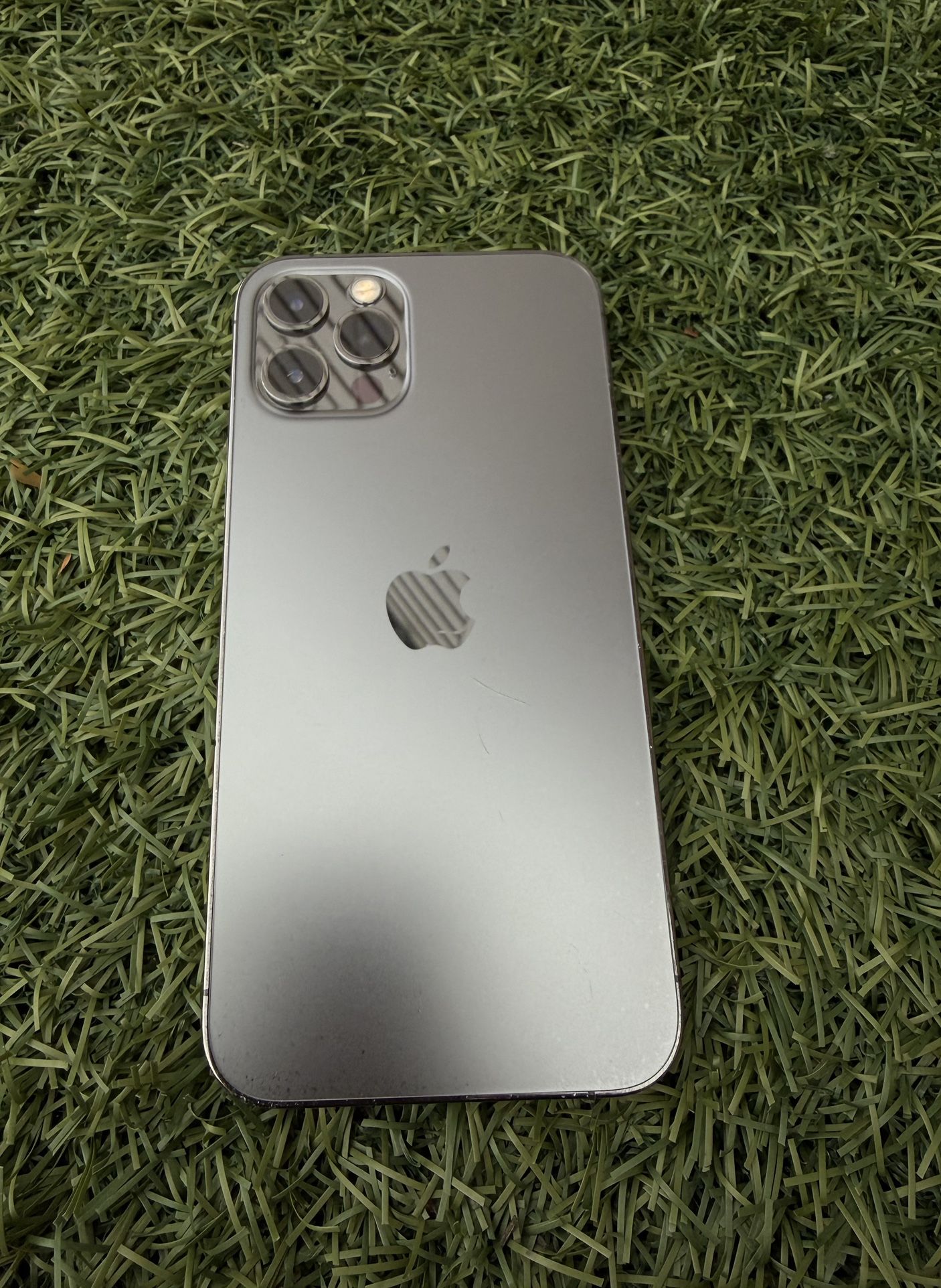 iPhone 12 Pro - 128GB - Black - Unlocked 