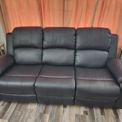 GREAT DEAL!! 2 Piece Recliner Set