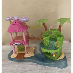 Hatchimals CollEGGTibles Tropical Party Playset Island With Figures - Preowned