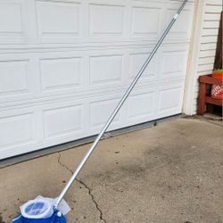 Pool Aquasuction Vacuum With 16ft Telescoping Pole