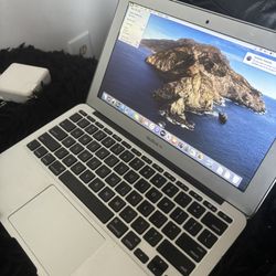 Apple MacBook 