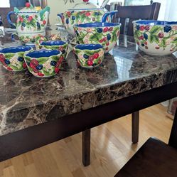 Vintage Temptations Berry Beautiful