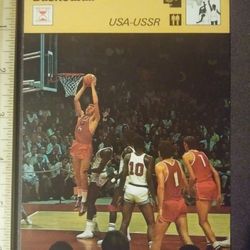1977 Sportscaster Olympics USA USSR Soviets Basketball Photo Sports Explorer Large Over-sized Card HTF Collectible Vintage Italy