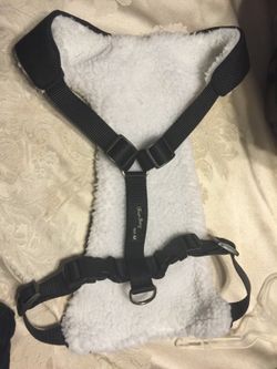 Four Paws fleece lined harness medium