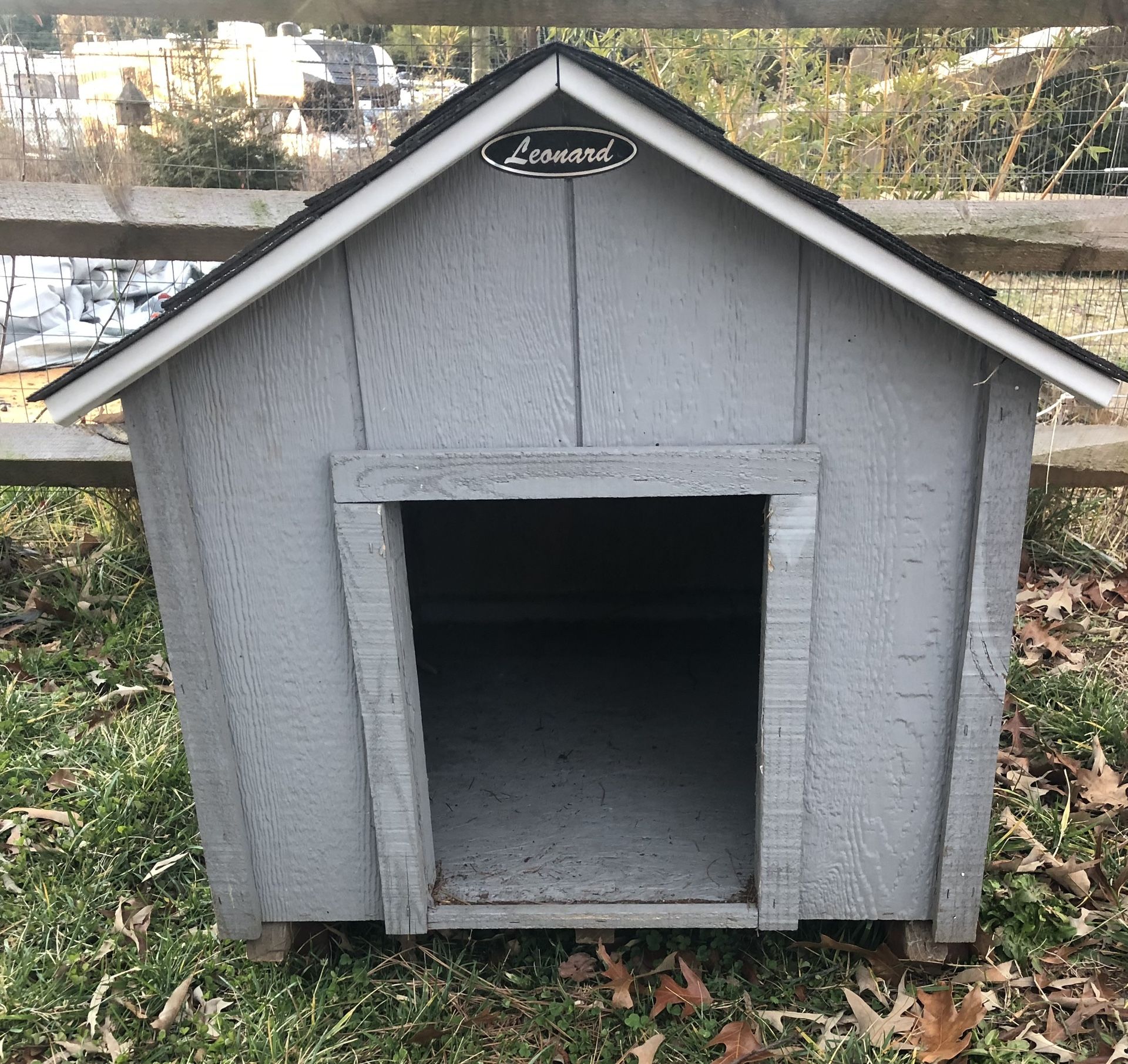 Heavy Duty Doghouse for Sale in Mooresville, NC OfferUp
