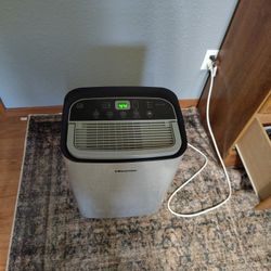 Dehumidifier Hisense model dh5020k1g