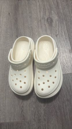 Platform crocs