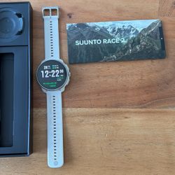 Suunto Race 2 Feather Gray Worn Once