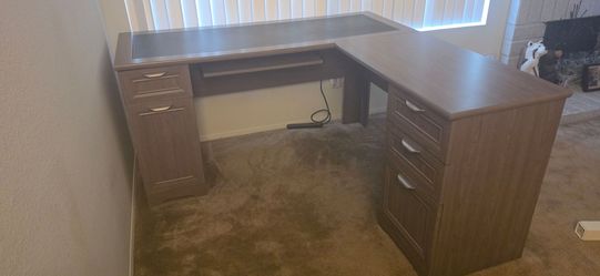 Executive Desk L-shaped gray /taupe
