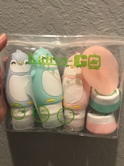 Travel toiletries bag