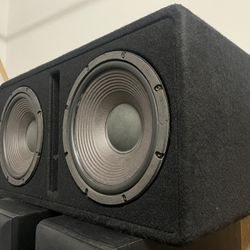 2 12’s Subwoofers 