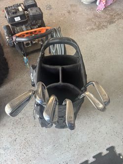 Callaway Golf ai smoke irons with the bag barley used
