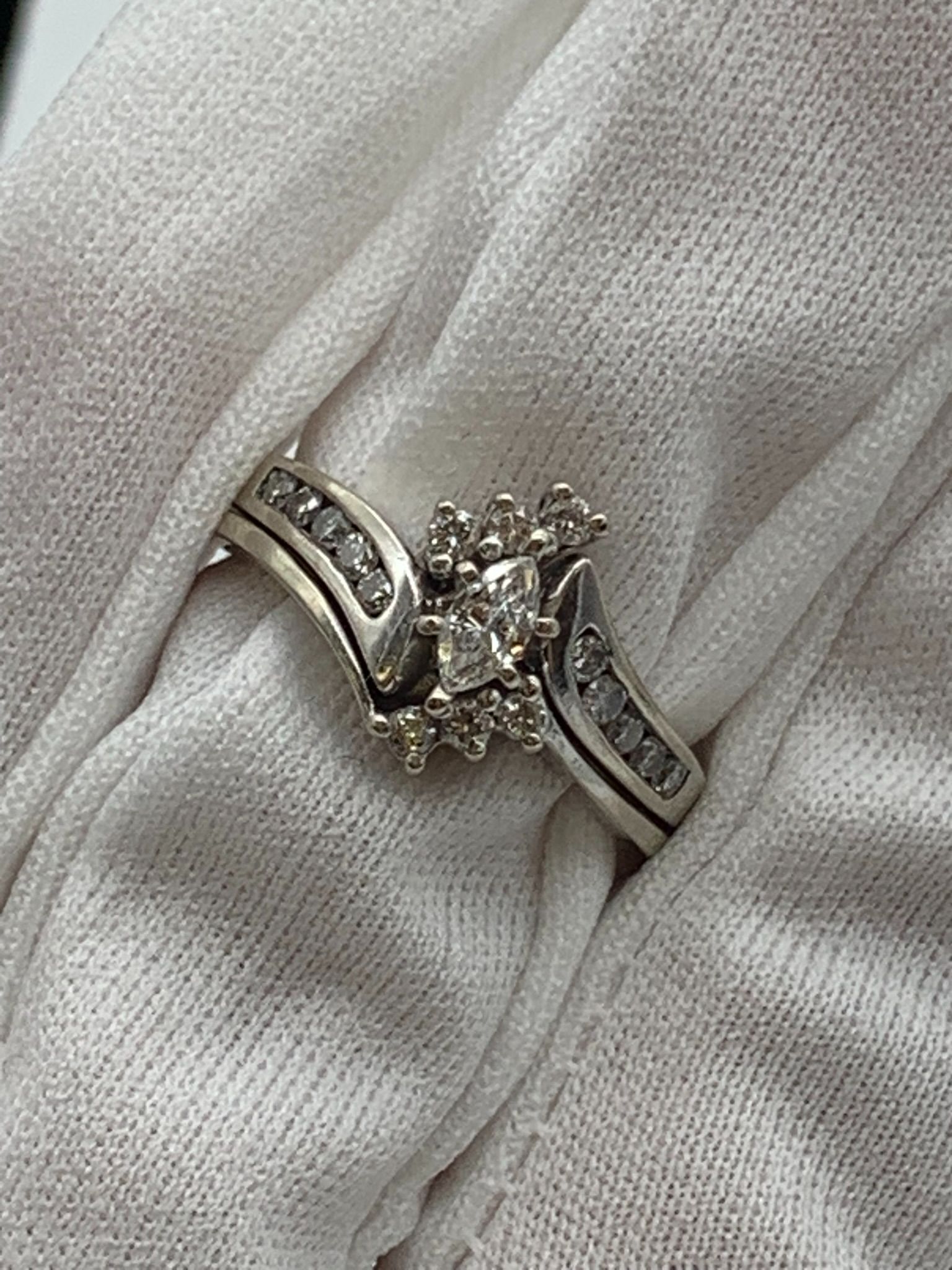 White gold diamond ring #31802