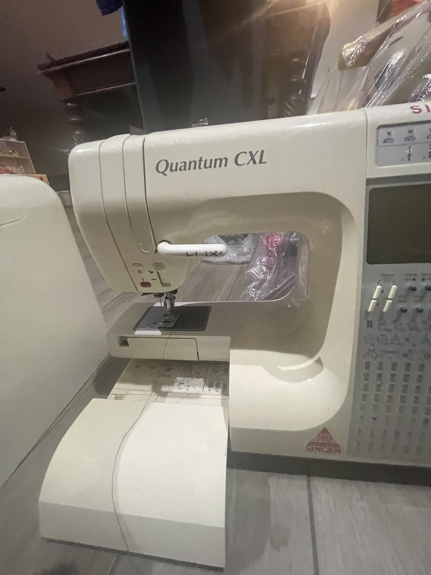 *** PPU 5/18 *** Singer Quantum CXL Sewing Machine