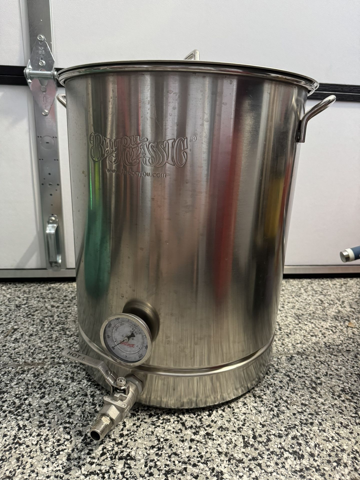 Bayou classic 15 gallon kettle