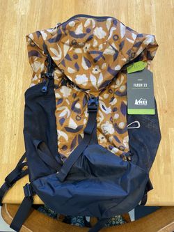 Rei Backpack Flash 22  NEW