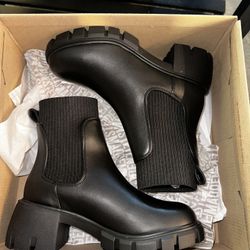 Black Steve Madden Boots 