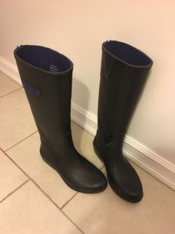 Tommy Hilfiger Rain Boots size 8