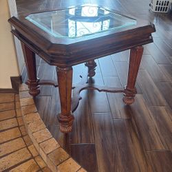 2 Matching End Tables 28x30   $60