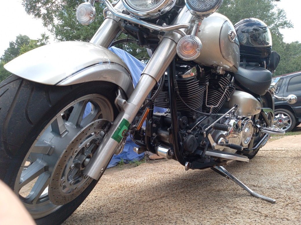 05 Yamaha Roadstar Silverado Special Edition 1700cc