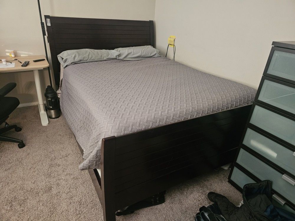 Queen Sleigh Bed Frame & Mattress + Underbed Lighting 