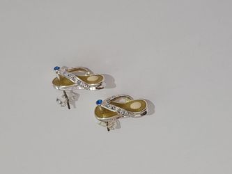 Hawaiian Slipper Flip Flop Stud Earrings Silver Tone Cream Enamel Rhinestone