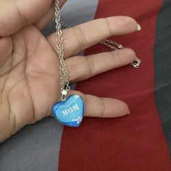 Mom Heart ❤️ Necklace 