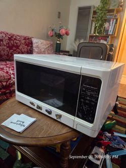 Microwave- Hamilton Beach