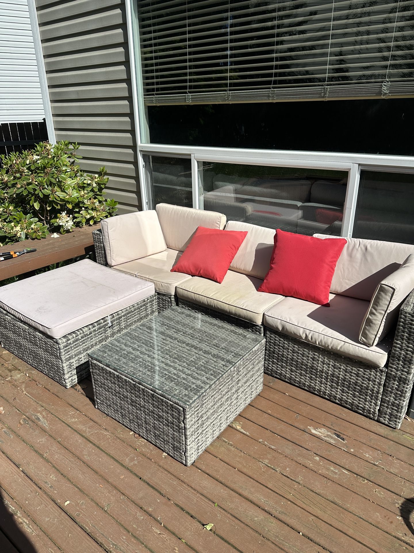 4 Piece Outdoor Seating 