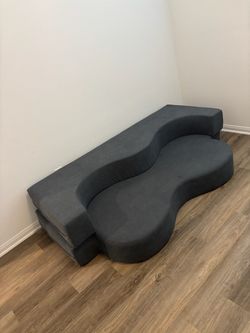 Fold out Couch/Futon