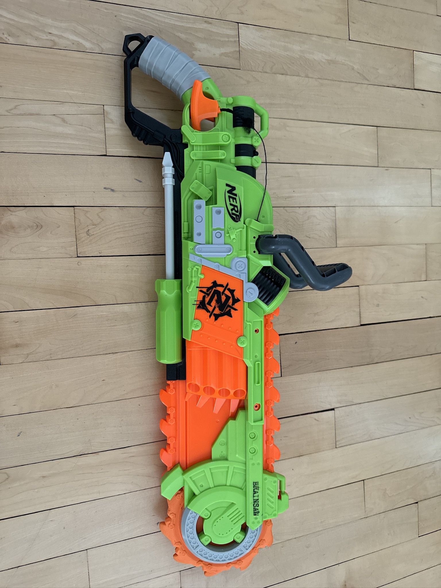 Nerf Zombiestrike Brainsaw