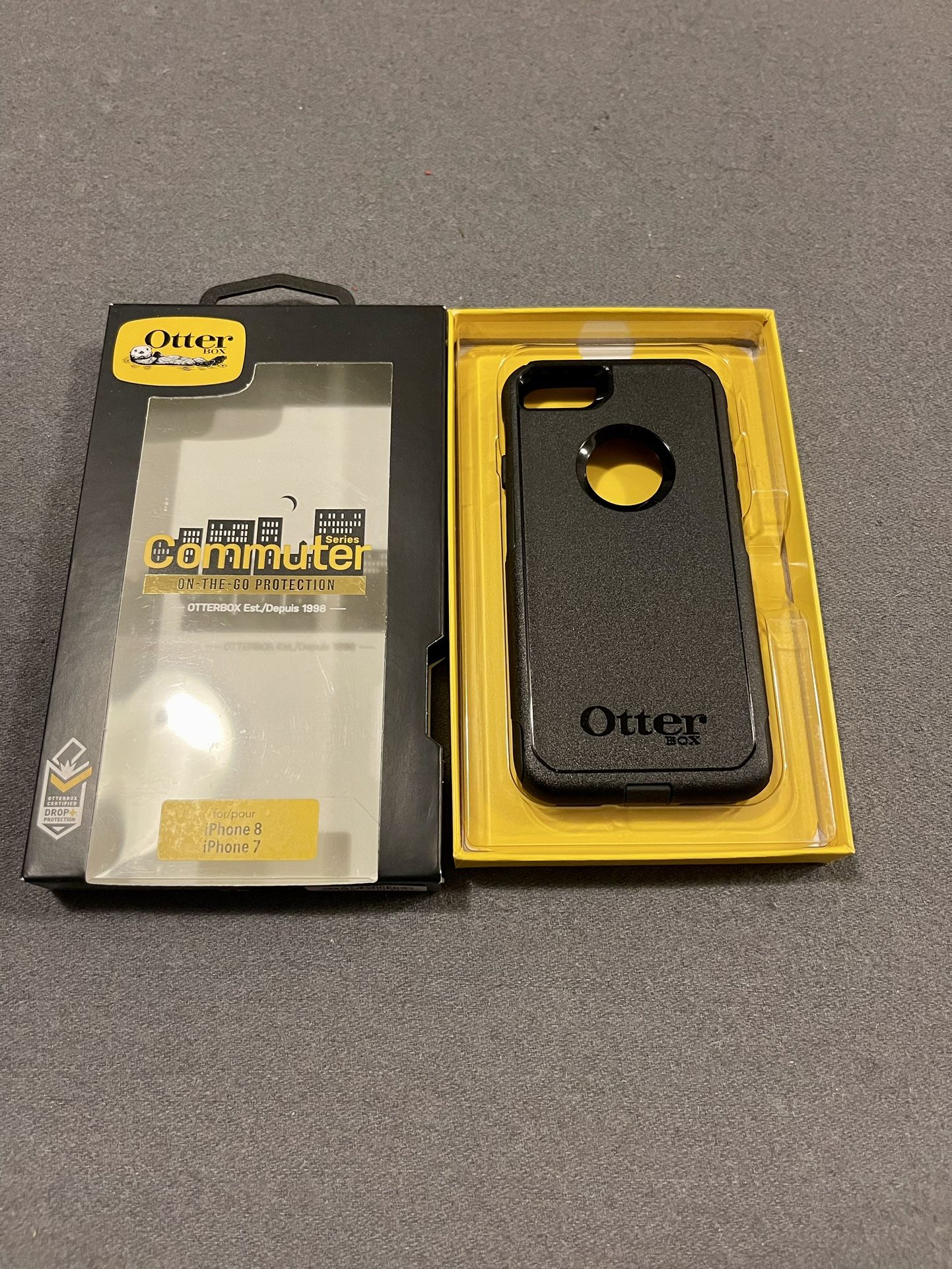 Otterbox Commuter Case For iPhone SE iPhone 8 iPhone 7 Brand New