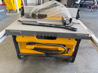 DeWalt DWE7480 10” Table Saw with Factory Stand – LIKE NEW