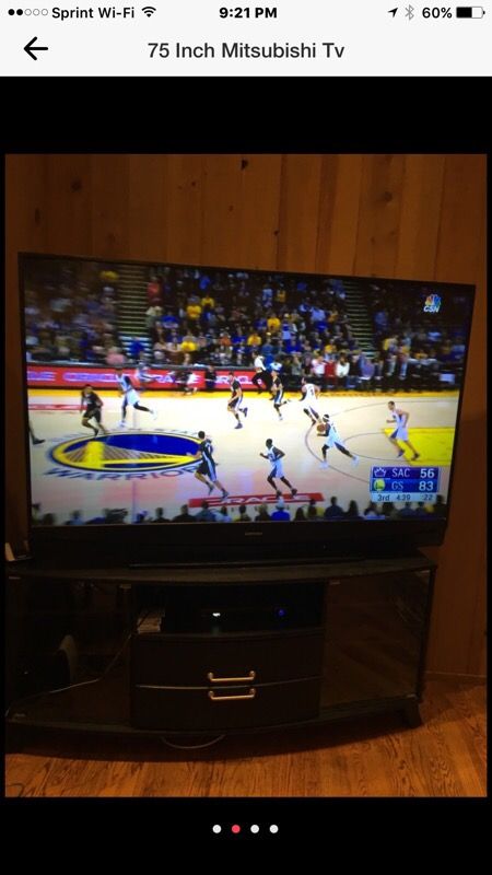 75 inch Mitsubishi TV