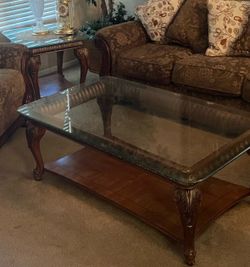 Set glass tables