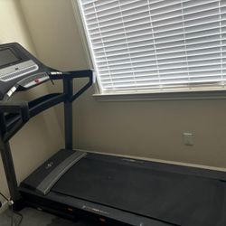 Treadmill Nordatrack. Digital Screen, Hydraulic, Fan