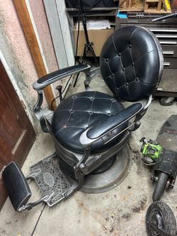 Barber chair