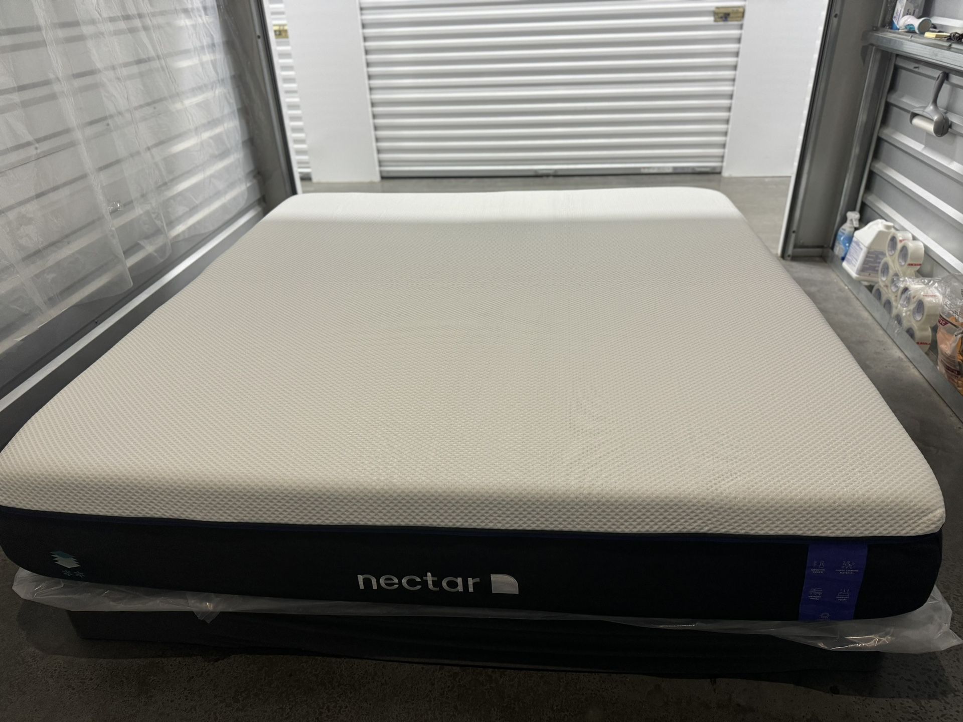 Like New Nectar Premier Memory Foam King Mattress