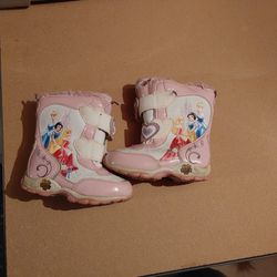 Disney Princess Snow Boots Size 10