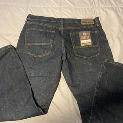 Nautica jean Relaxed Fit and Levi Signature Strauss Relaxed Fit Men’s 36 /30 NEW