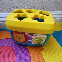 Fisher-Price Bucket With Shapes 