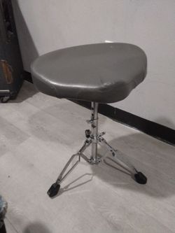 PDP drum throne