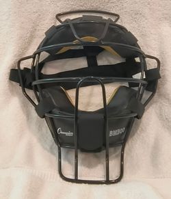 Barely used champion sports BM300 umpire/catchers face mask. In like-new condition. Black frame.